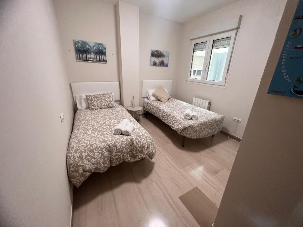 H&H Suite Train Station Apartament Granada Luaran gambar